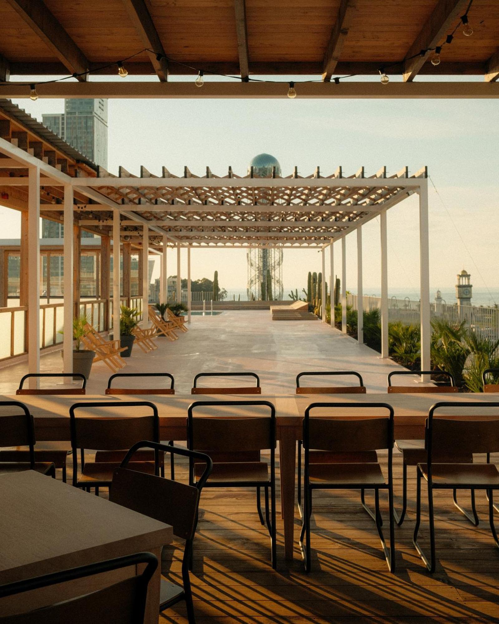 Rooms Hotel Batumi Exterior photo