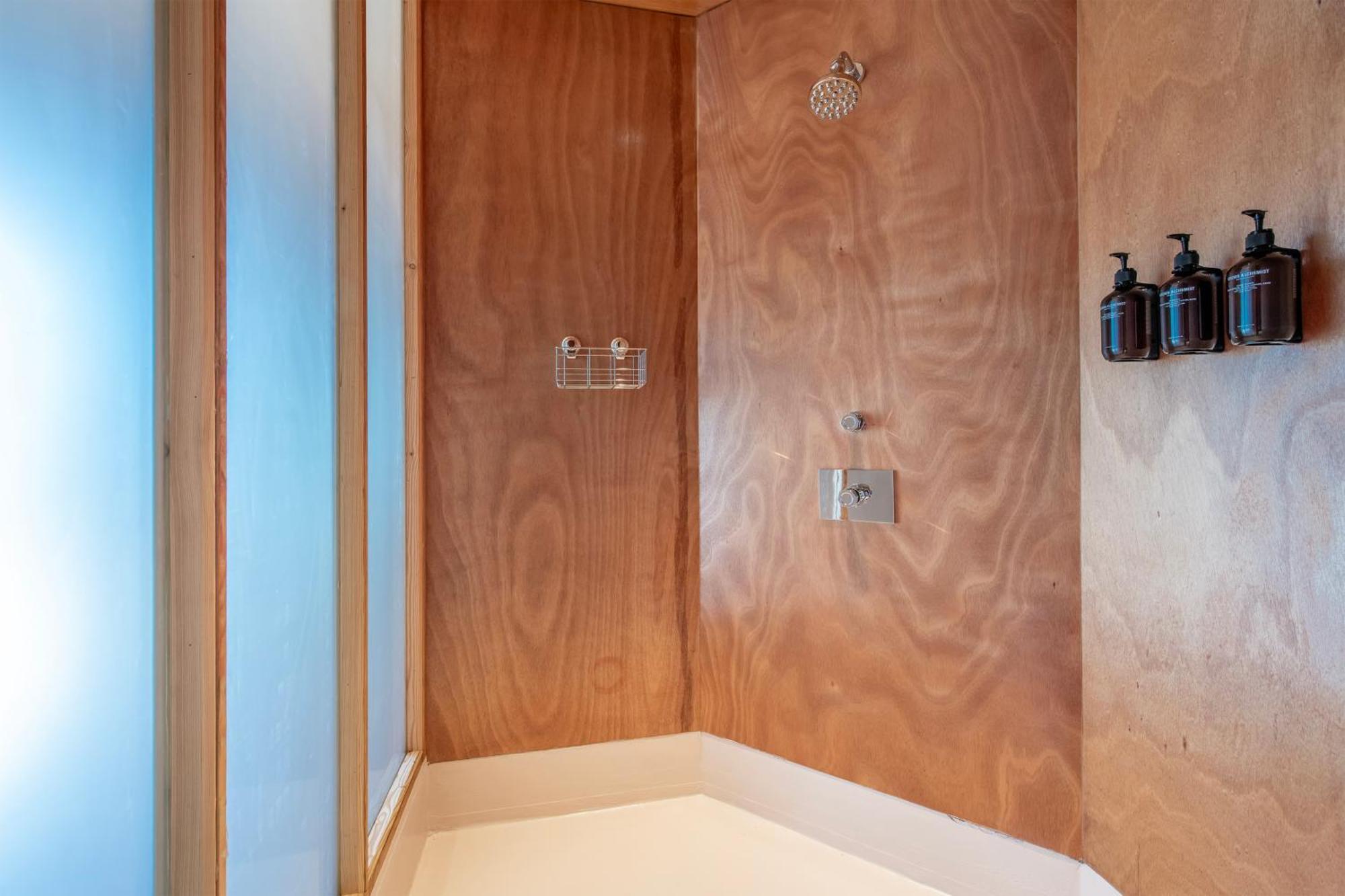 Rooms Hotel Batumi Exterior photo