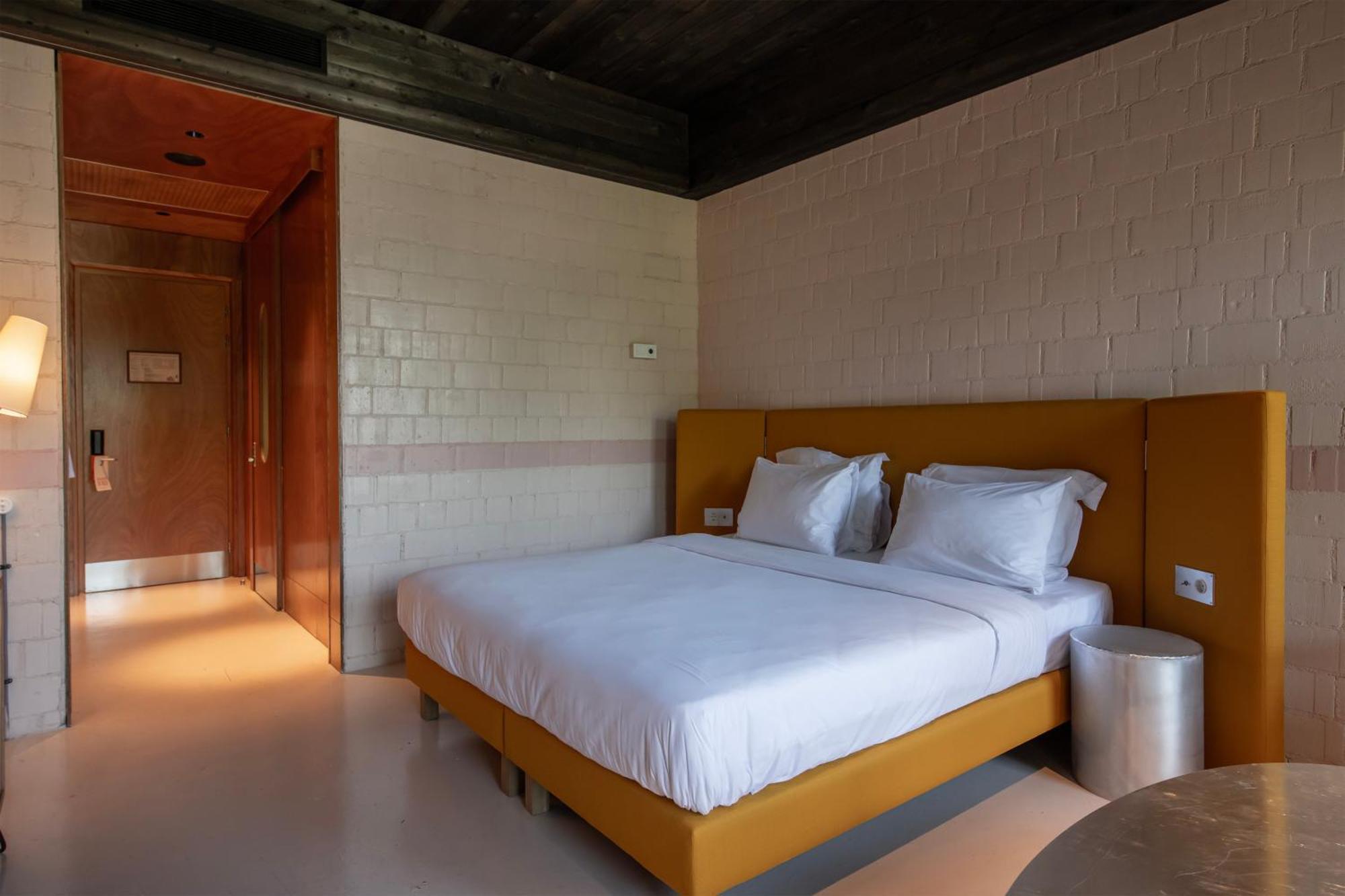 Rooms Hotel Batumi Exterior photo