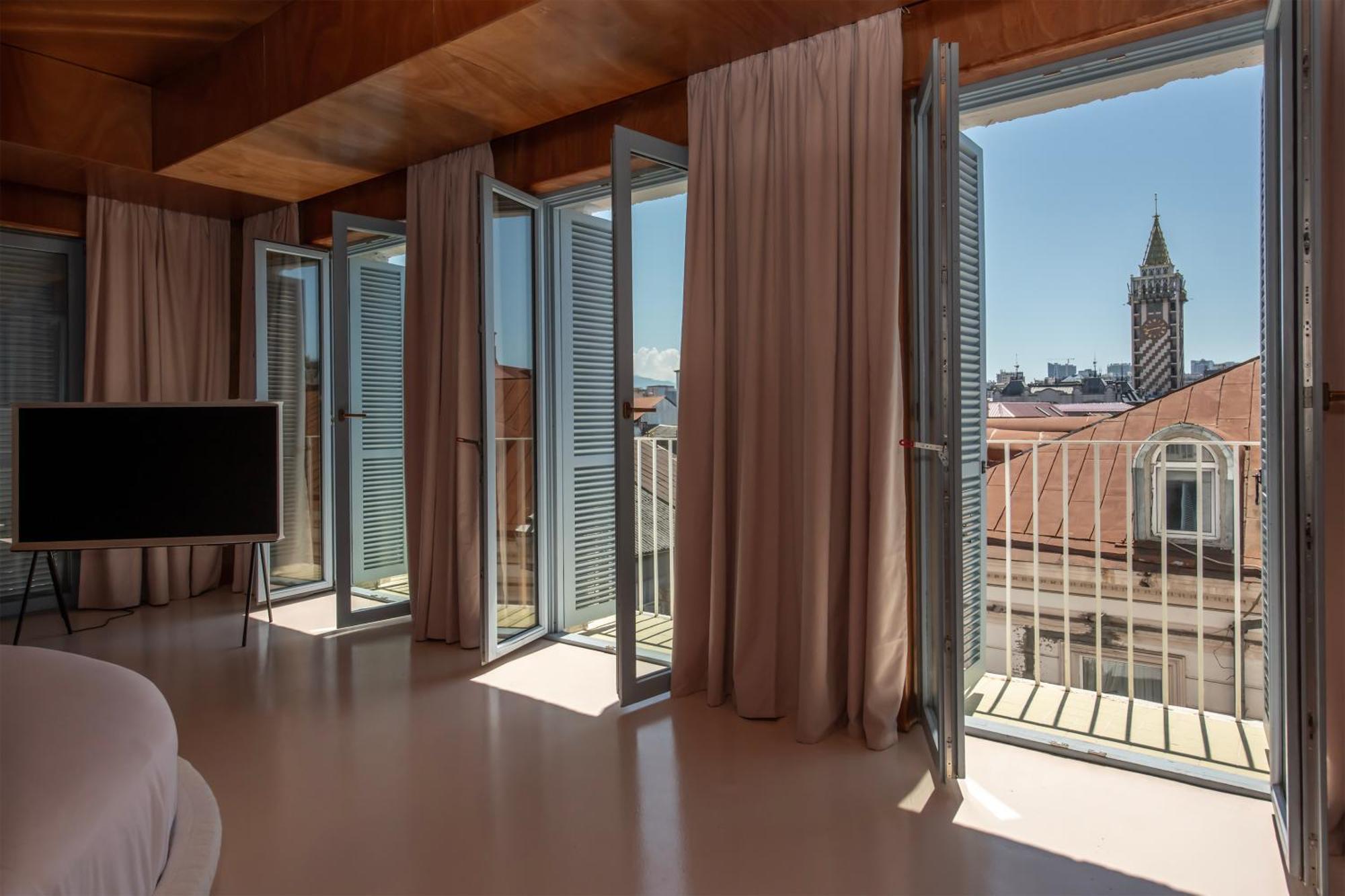 Rooms Hotel Batumi Exterior photo